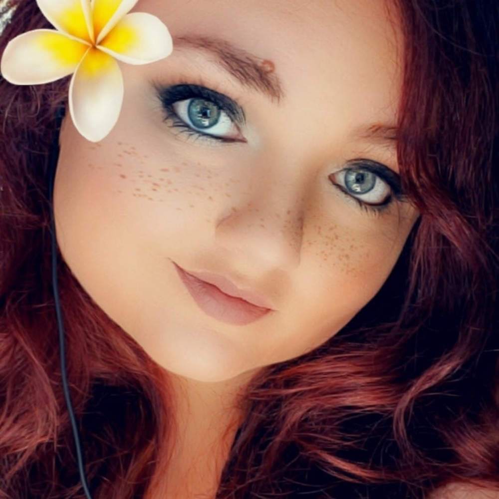 Meet your Posher, Alisha